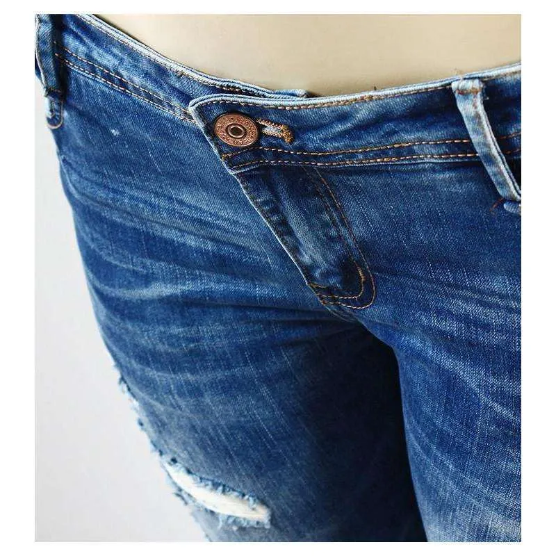 Distressed Skinny Jeans