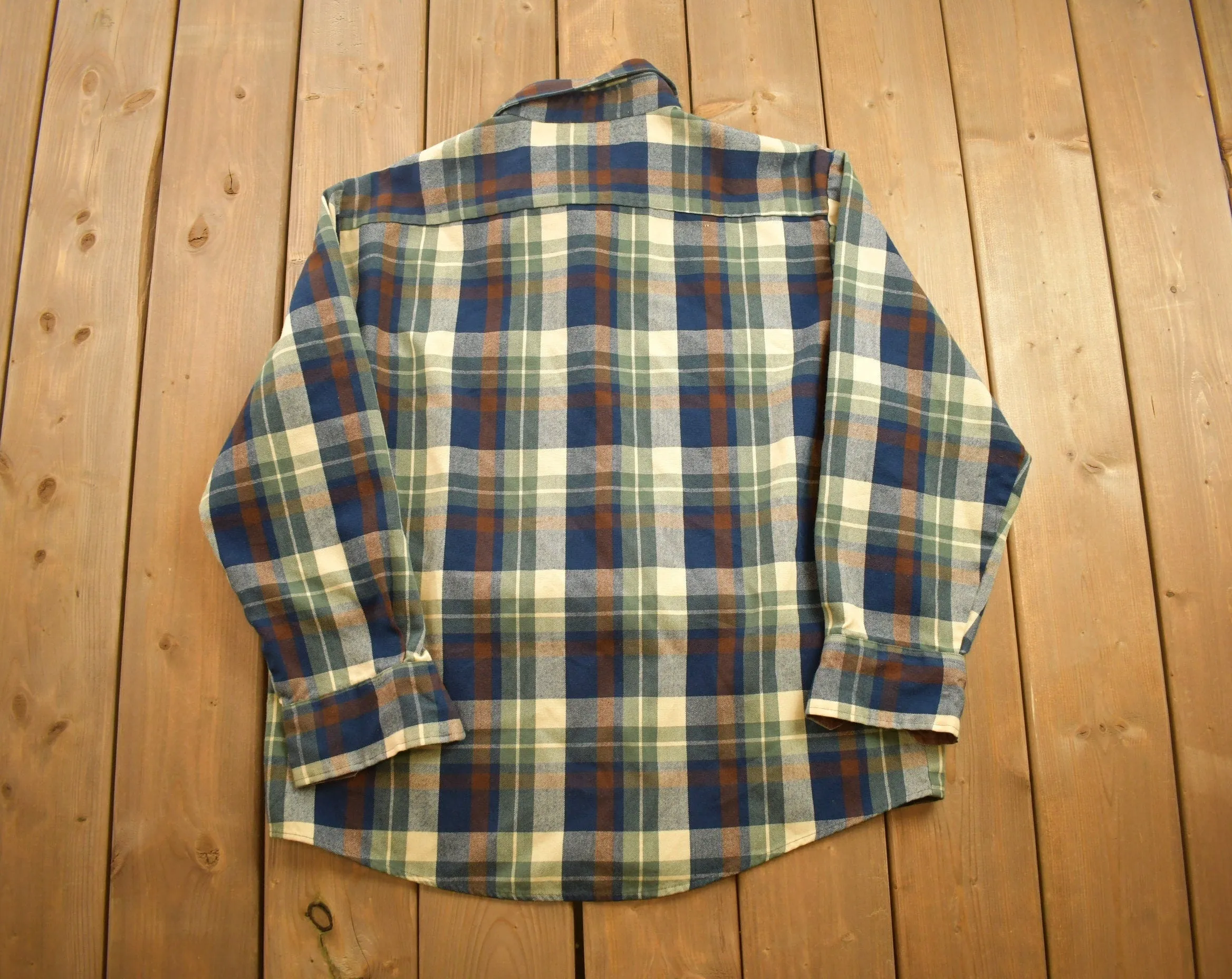 Vintage 1990s Northwest Territory Plaid Flannel Button Up Shirt