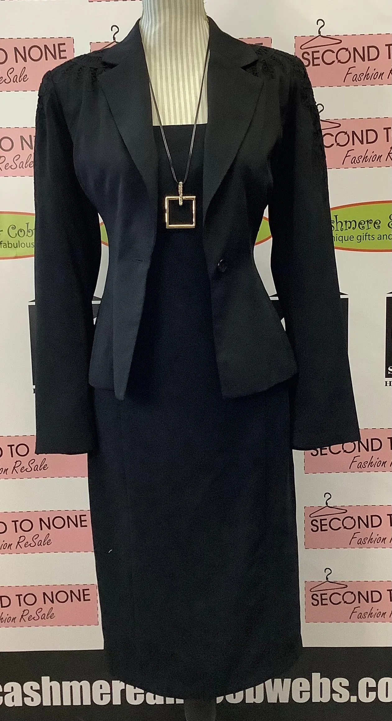Vintage Lace   Lovely Blazer (Size XL)